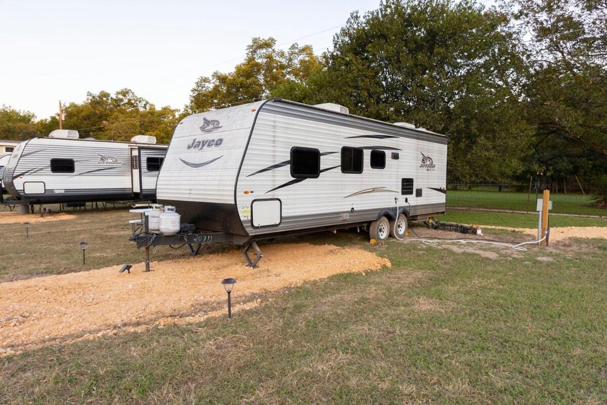 Rv Adventure - River Access - Float, Swim, Fish! Villa Canyon Lake Exterior photo